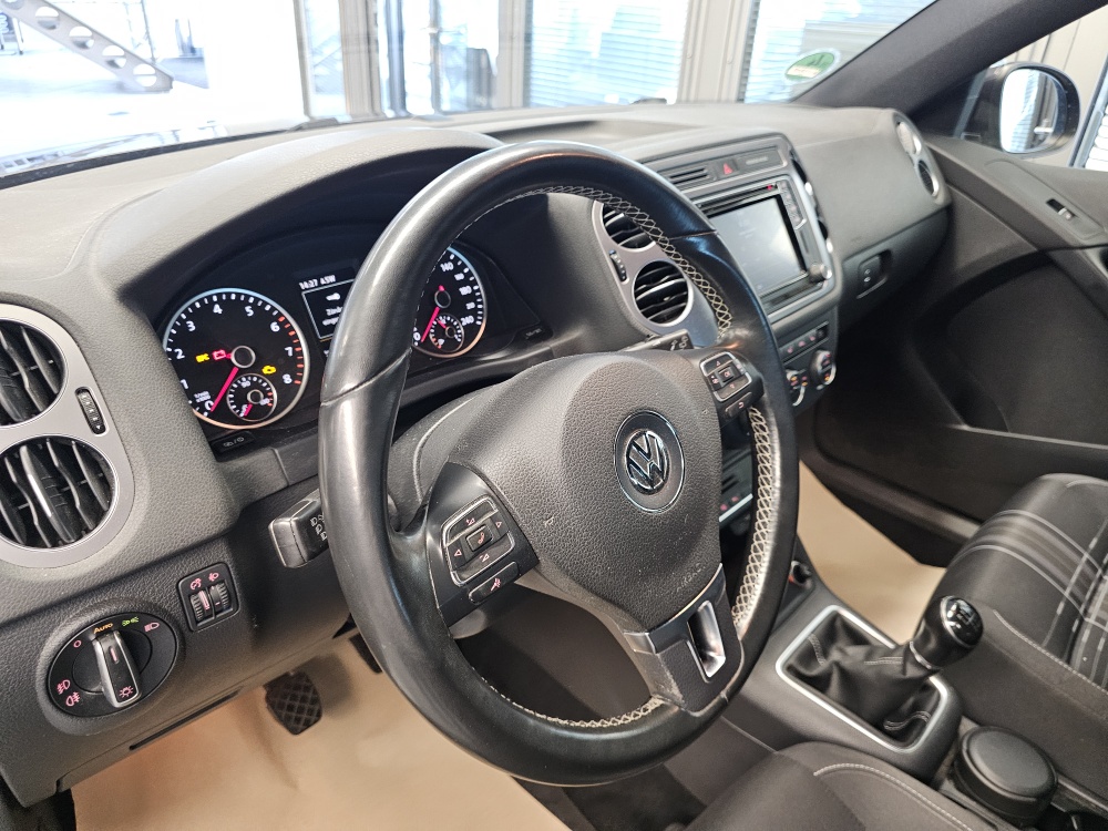 VW Tiguan – Foto 18