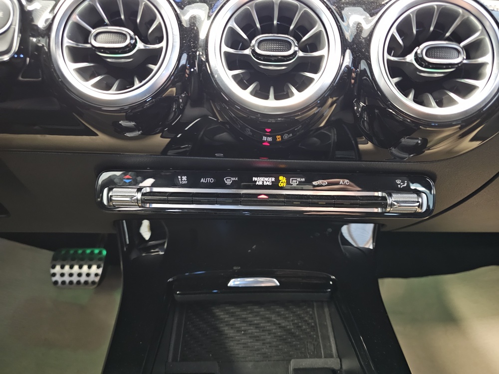 Mercedes-Benz CLA 200 Shooting Brake – Foto 10
