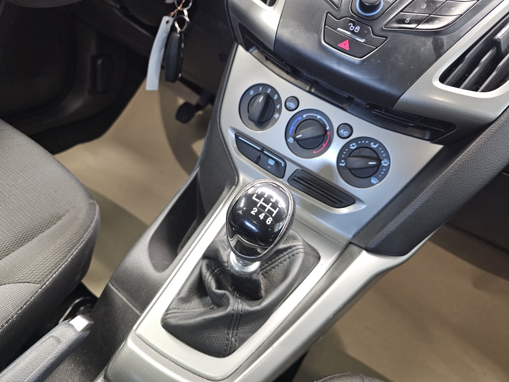 Ford Focus – Foto 7