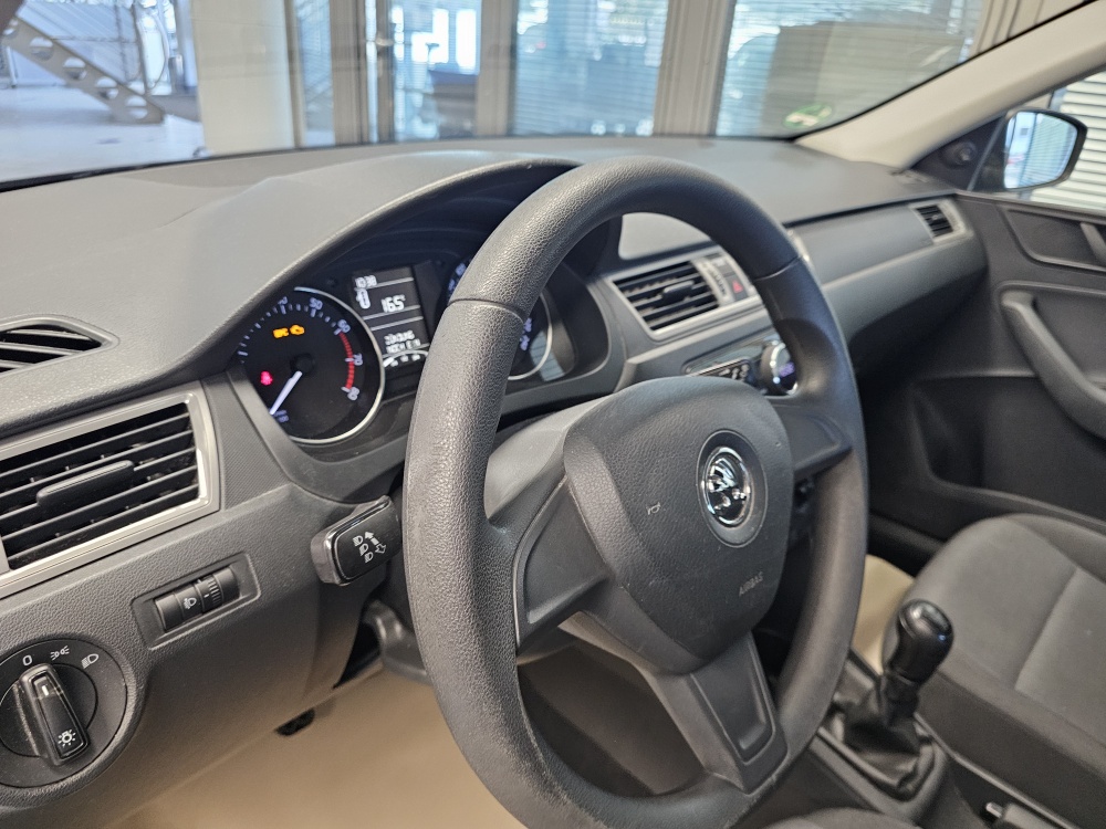 Skoda Rapid Spaceback – Foto 13