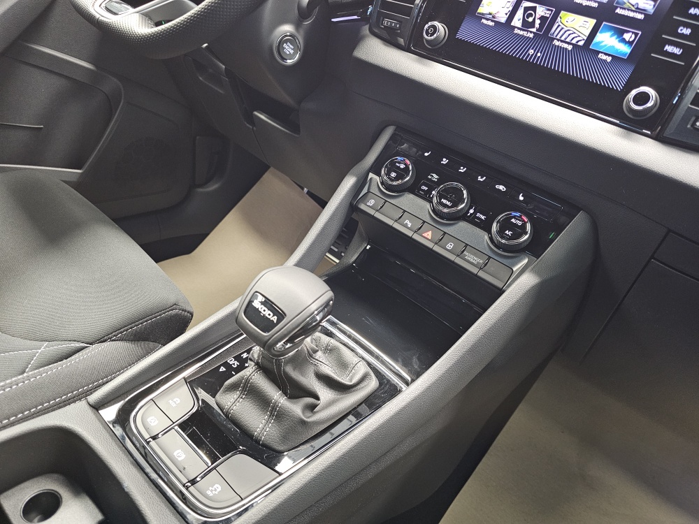 Skoda Karoq – Foto 8