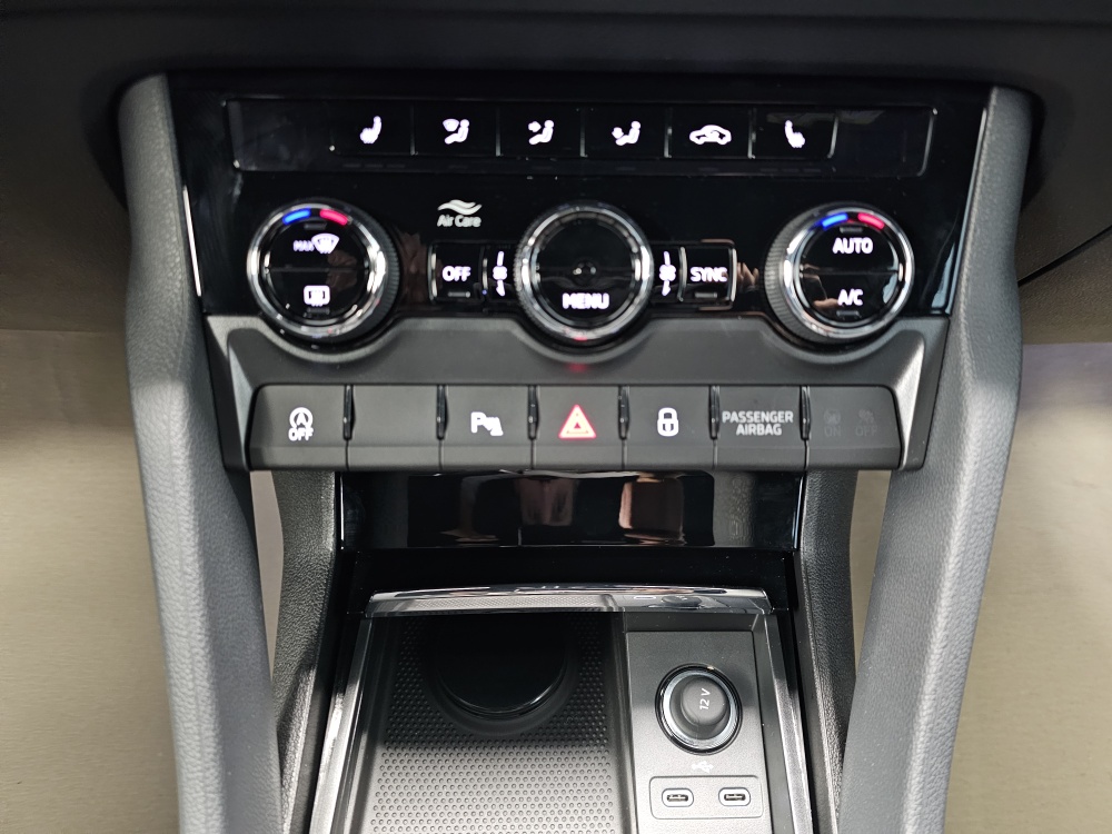 Skoda Karoq – Foto 9
