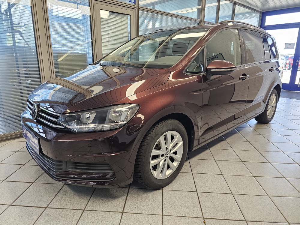 VW Touran – Foto 1