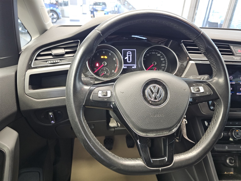 VW Touran – Foto 18