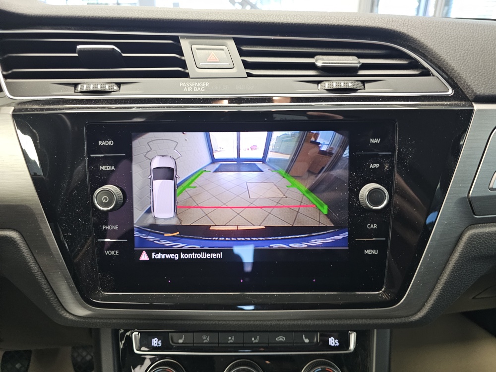 VW Touran – Foto 19