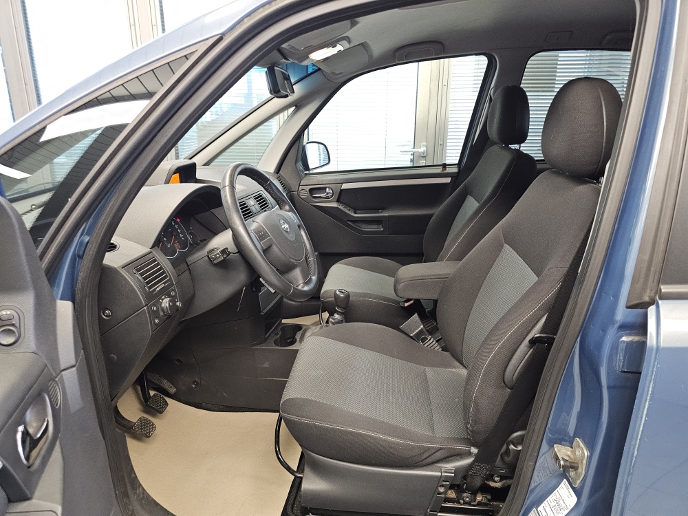 Opel Meriva – Foto 13