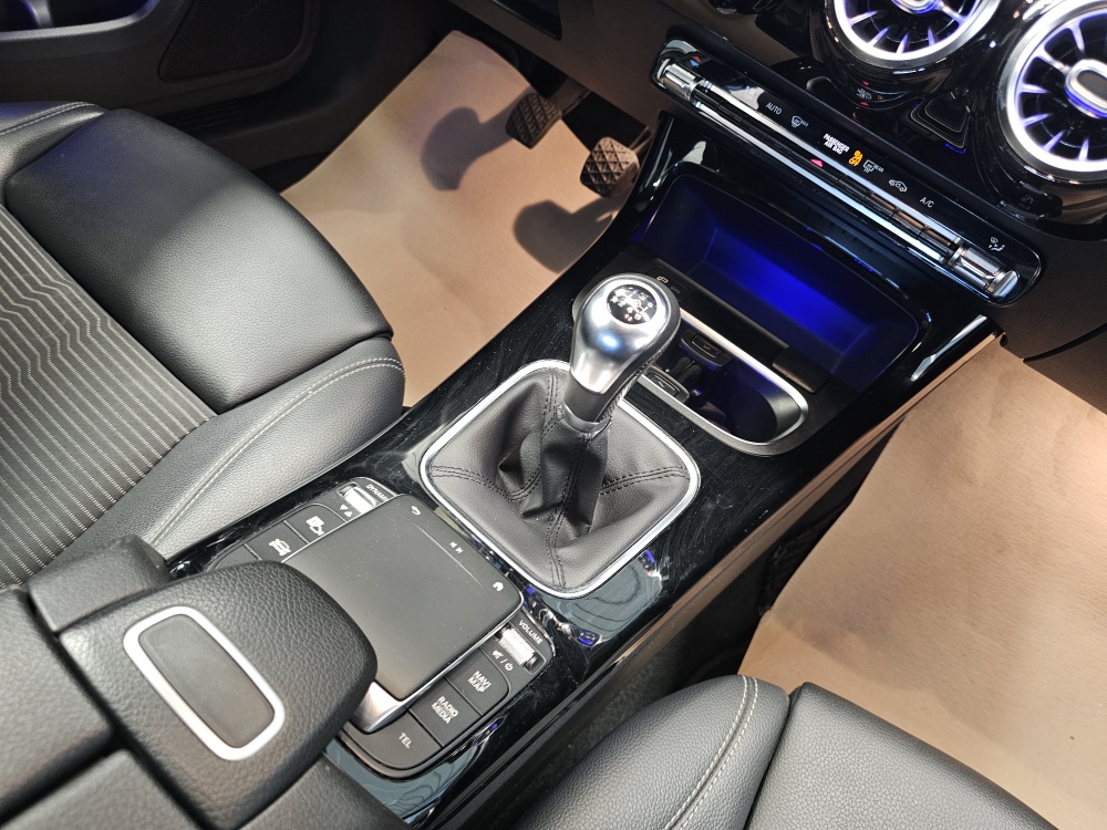 Mercedes-Benz A 200 – Foto 7