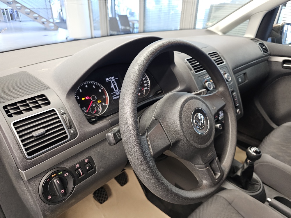 VW Touran – Foto 13