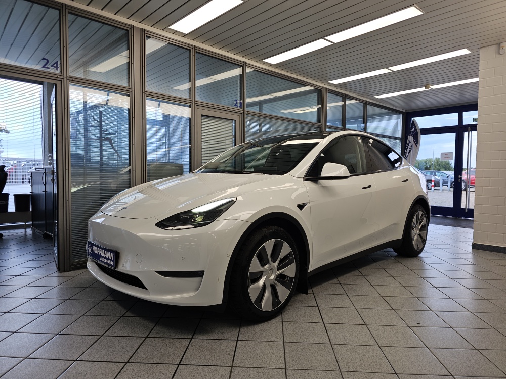 Tesla Model Y – Foto 1