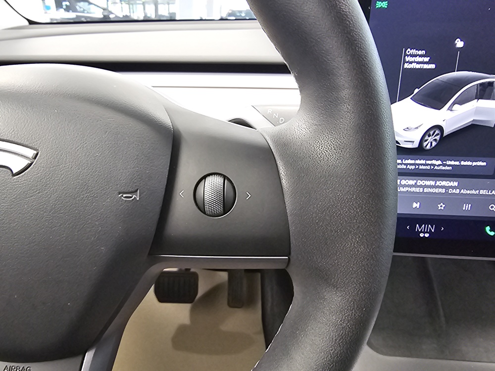 Tesla Model Y – Foto 15