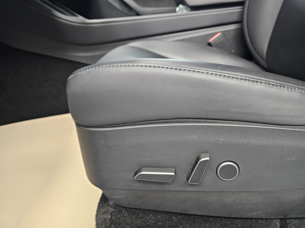 Tesla Model Y – Foto 20