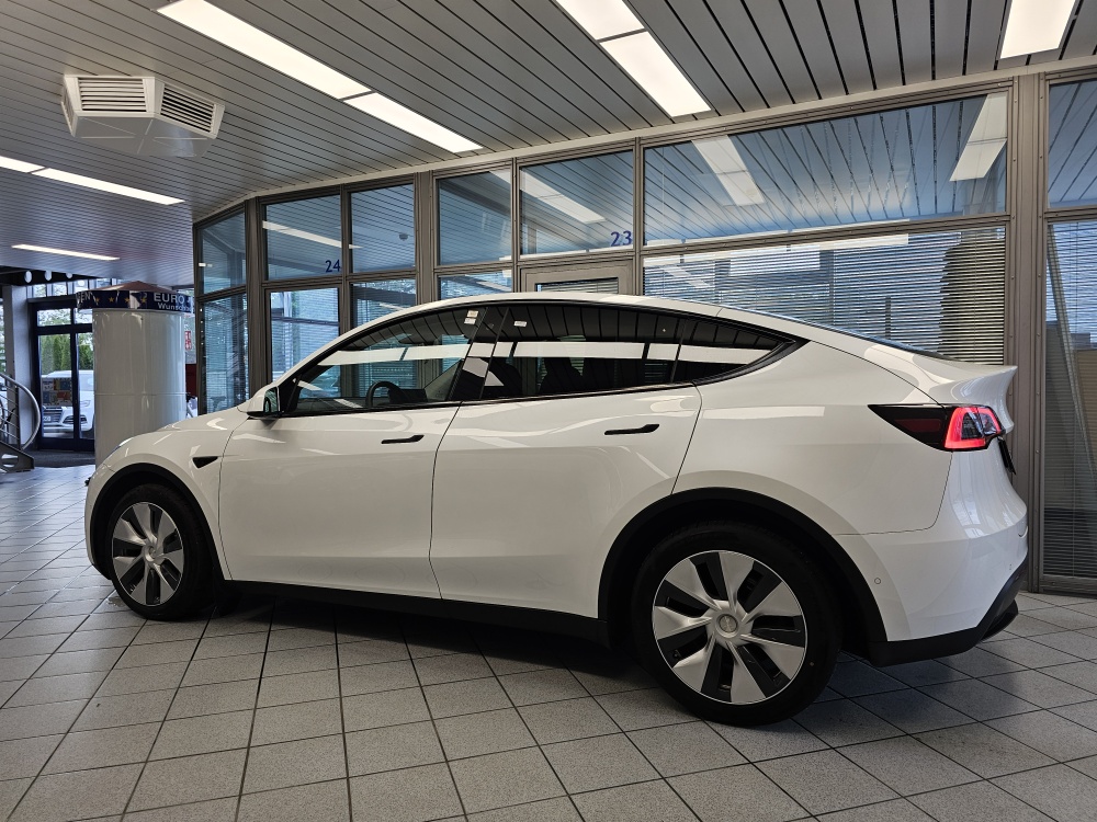 Tesla Model Y – Foto 22