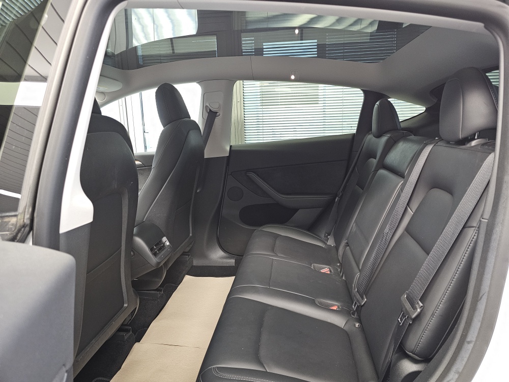 Tesla Model Y – Foto 6