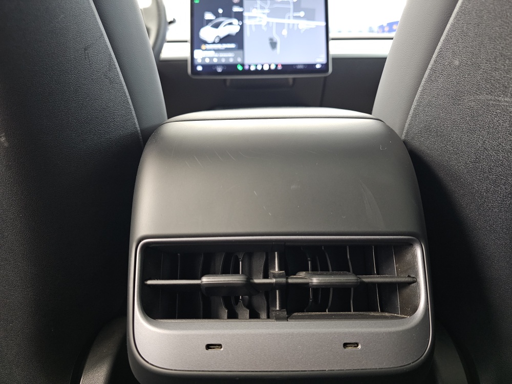 Tesla Model Y – Foto 7