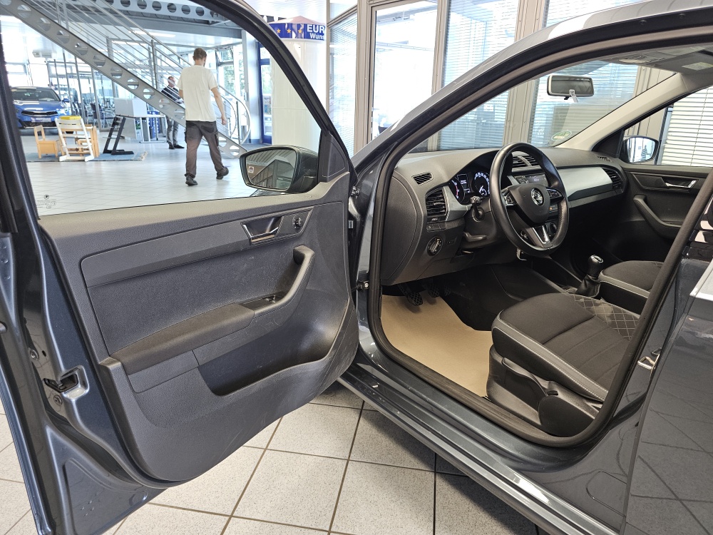 Skoda Fabia – Foto 18
