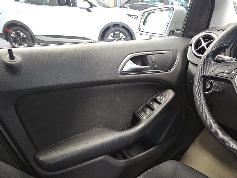 Mercedes-Benz B 180 – Foto 12