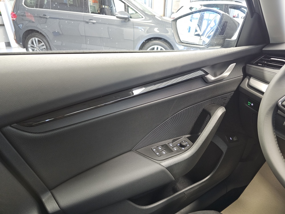 Skoda Octavia Combi – Foto 20