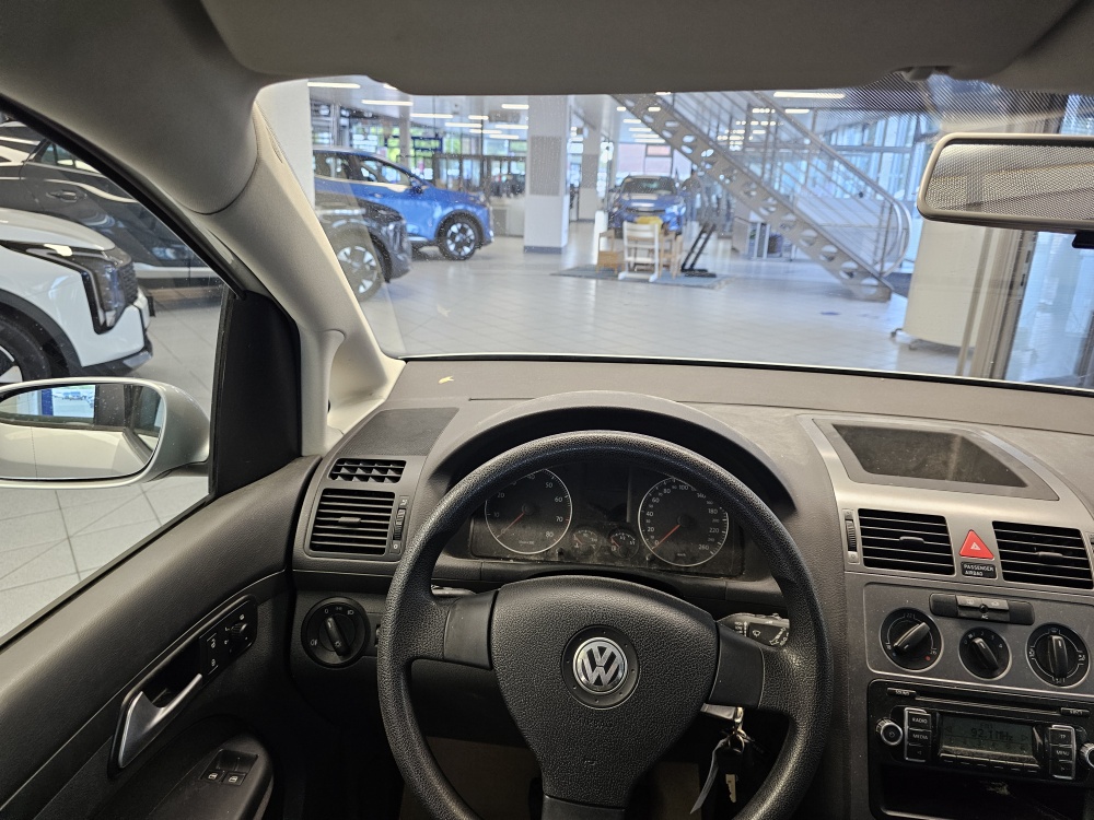 VW Touran – Foto 10