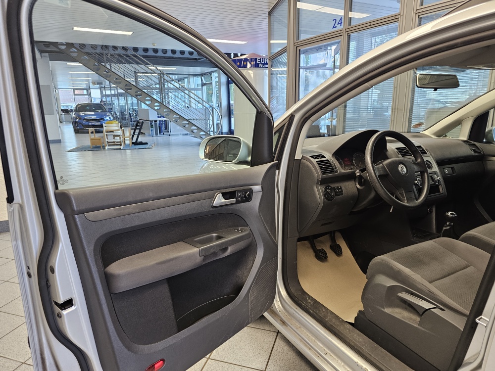 VW Touran – Foto 13
