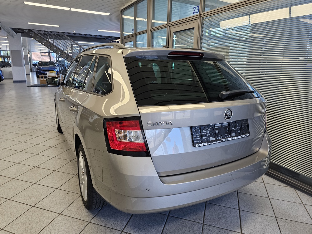 Skoda Fabia Combi – Foto 3