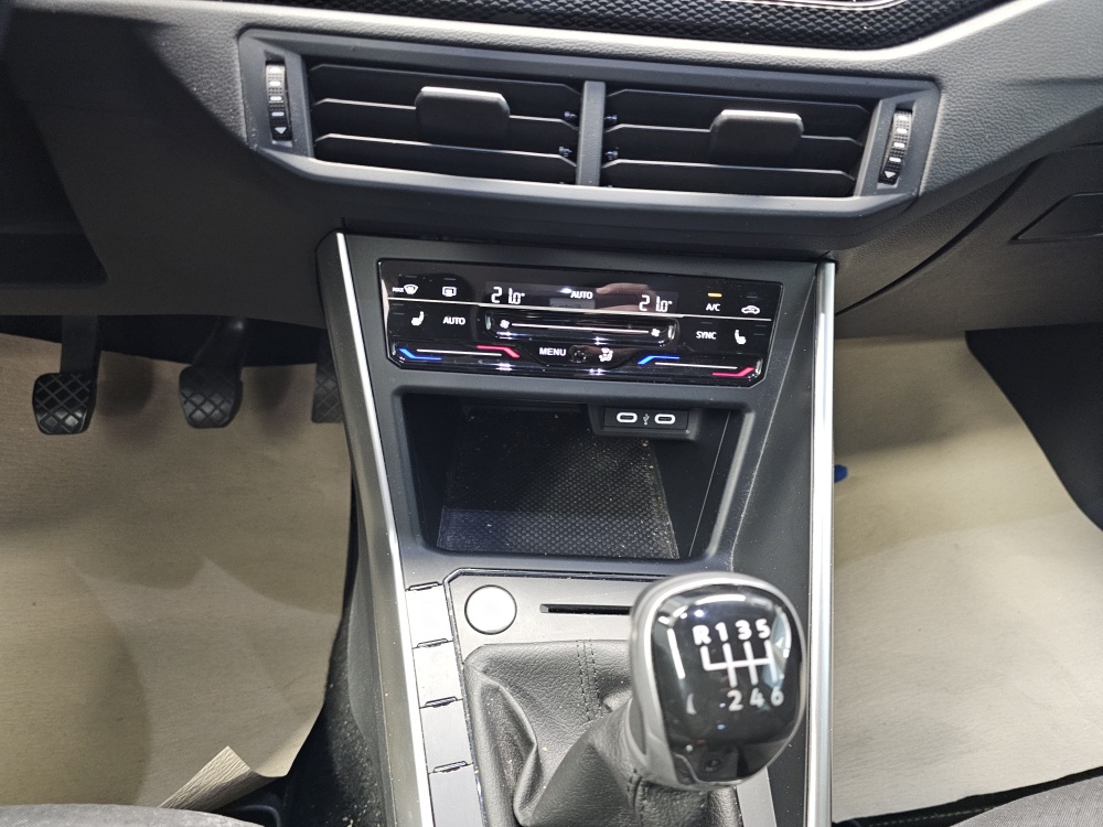 VW Taigo – Foto 8
