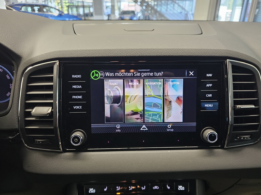 Skoda Karoq – Foto 12