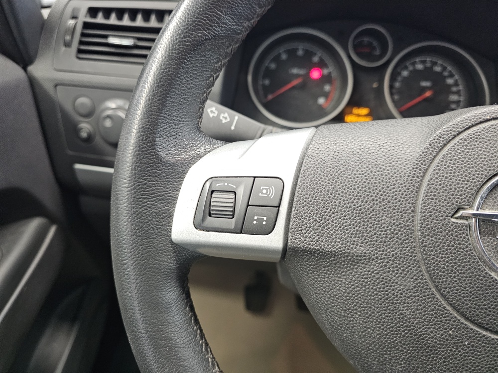 Opel Zafira – Foto 12