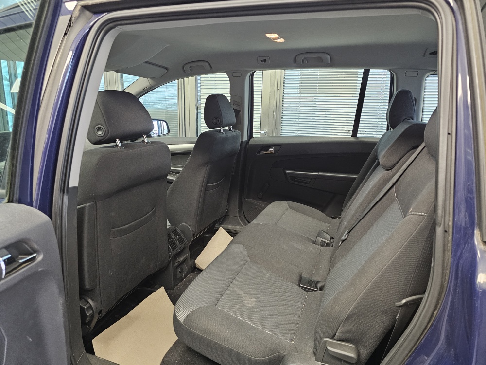 Opel Zafira – Foto 7