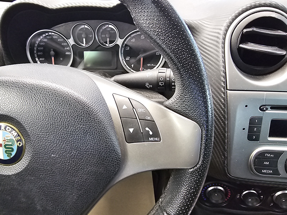 Alfa Romeo Mito – Foto 9