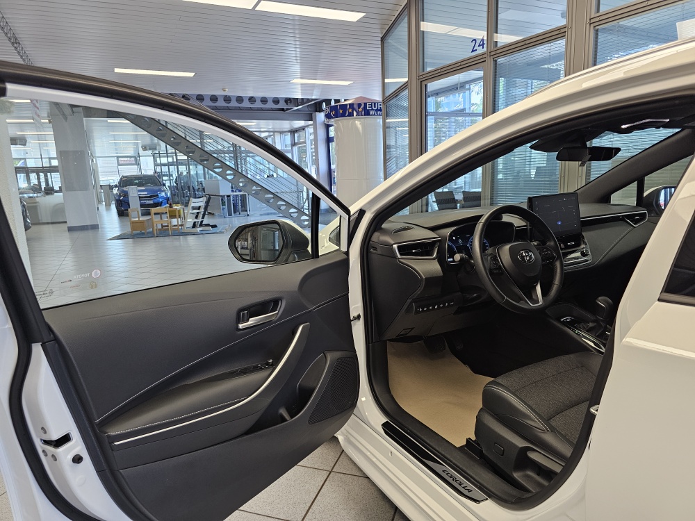 Toyota Corolla Combi – Foto 23