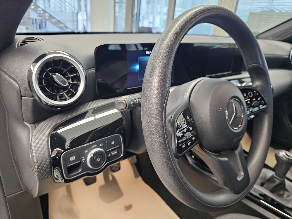 Mercedes-Benz CLA 180 Shooting Brake – Foto 23