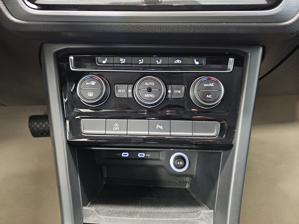 VW Touran – Foto 12