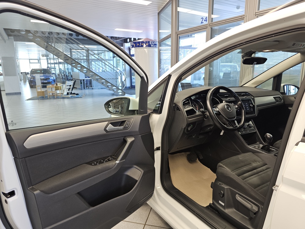 VW Touran – Foto 27