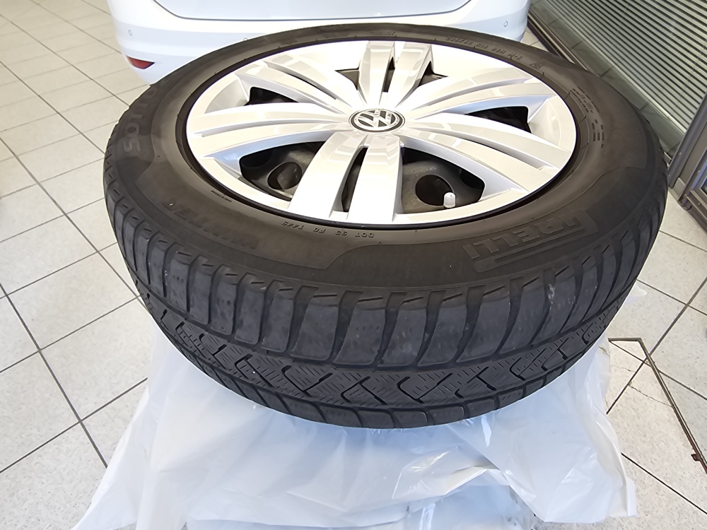 VW Touran – Foto 6