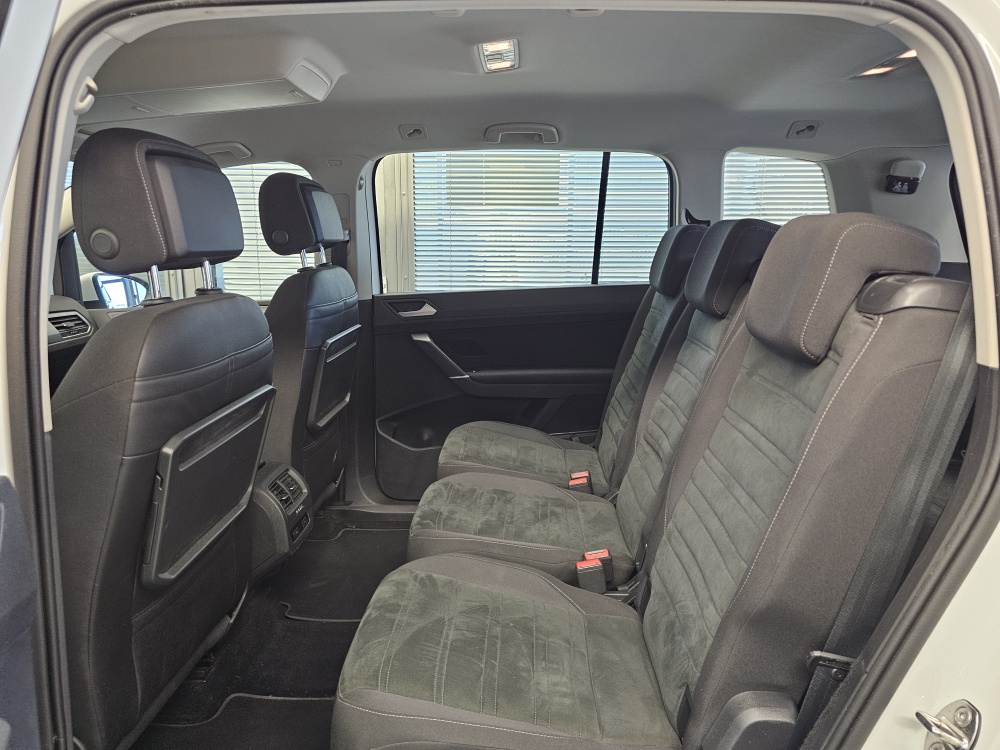 VW Touran – Foto 9