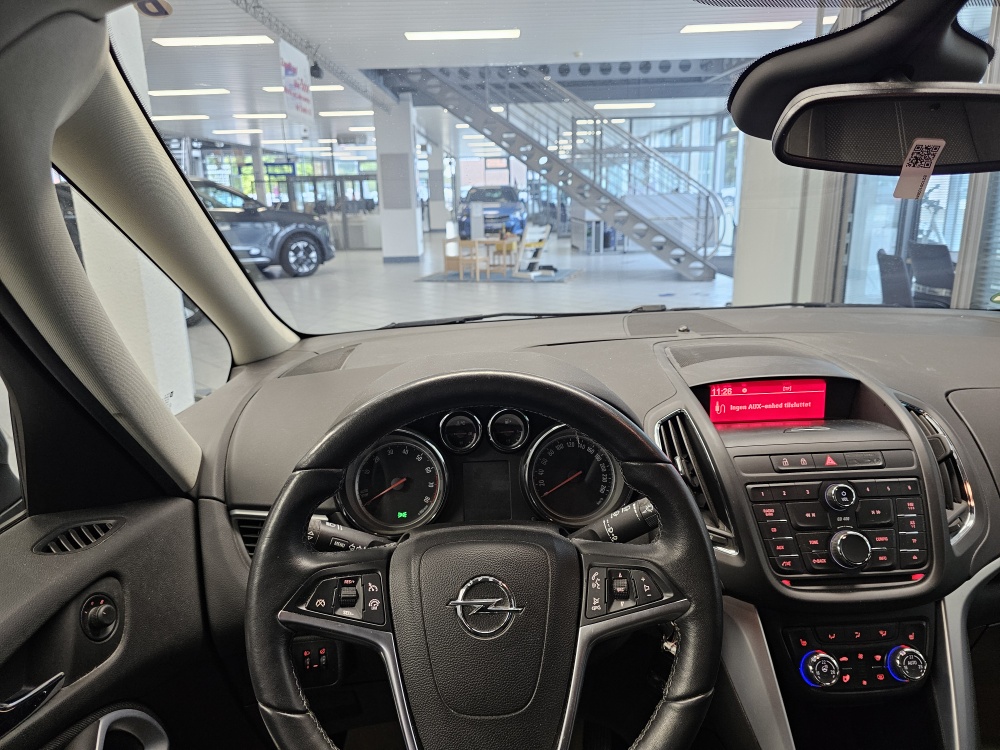 Opel Zafira Tourer – Foto 16