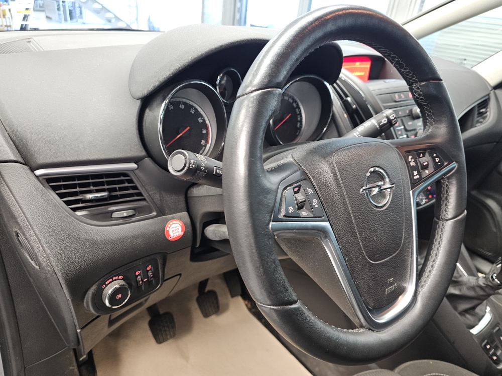 Opel Zafira Tourer – Foto 17