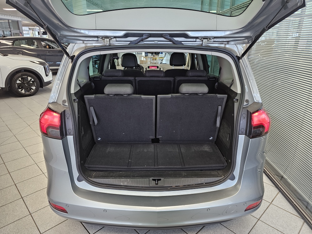 Opel Zafira Tourer – Foto 3