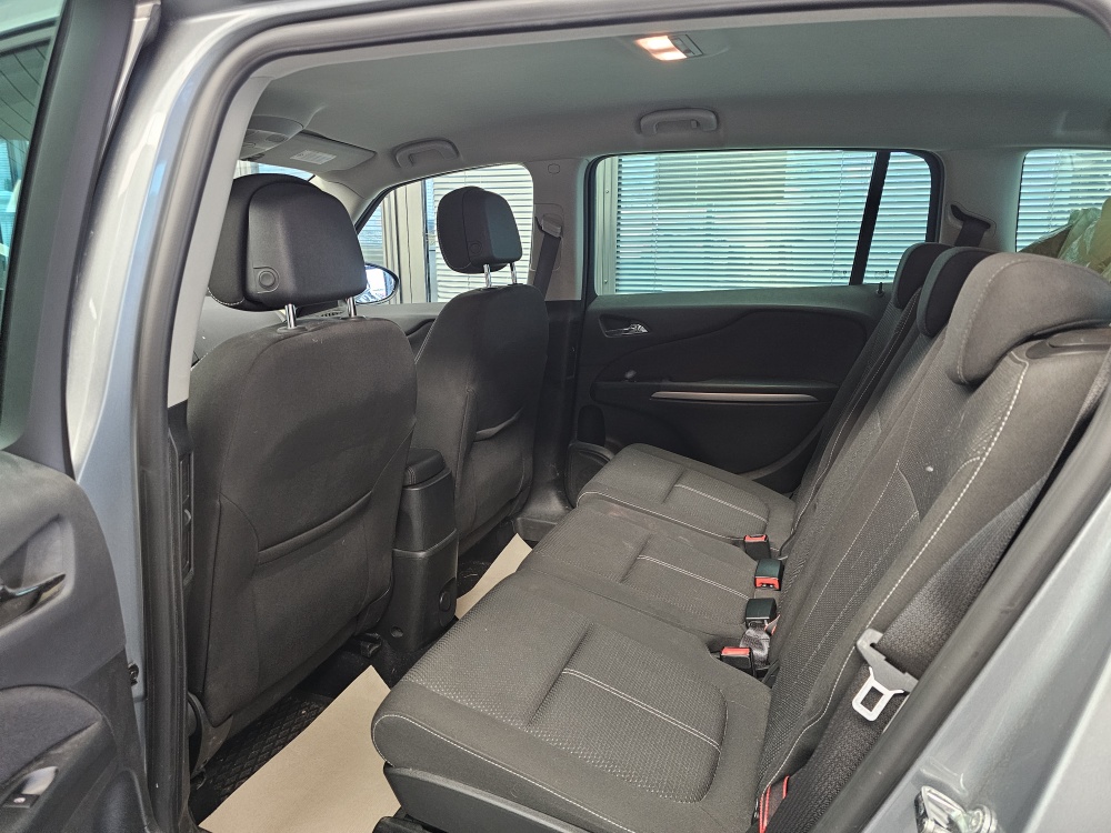 Opel Zafira Tourer – Foto 7