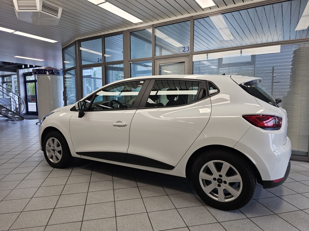 Renault Clio – Foto 18