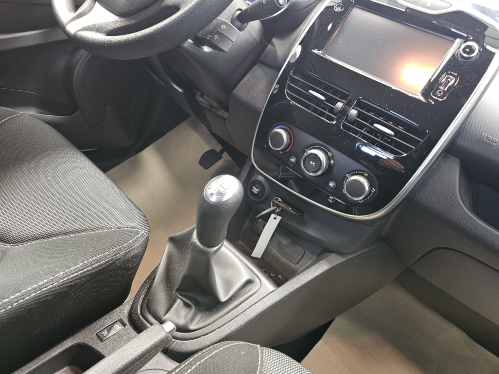 Renault Clio – Foto 6