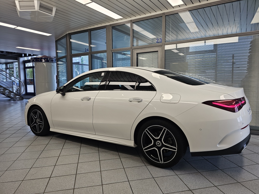 Mercedes-Benz CLA 200 – Foto 28