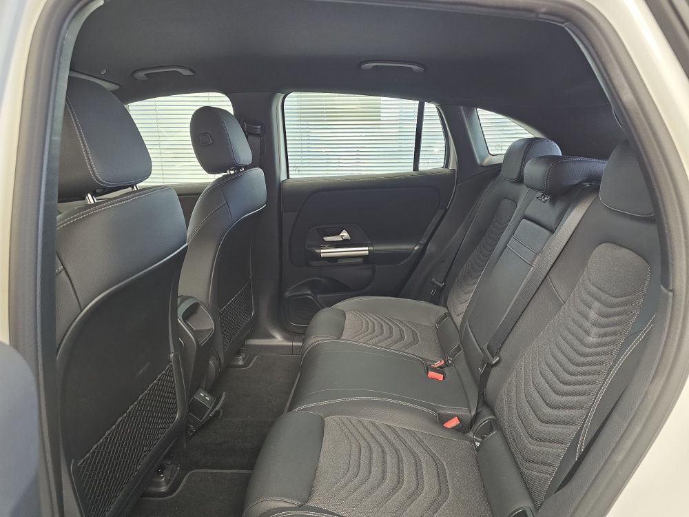 Mercedes-Benz EQA 250+ – Foto 5