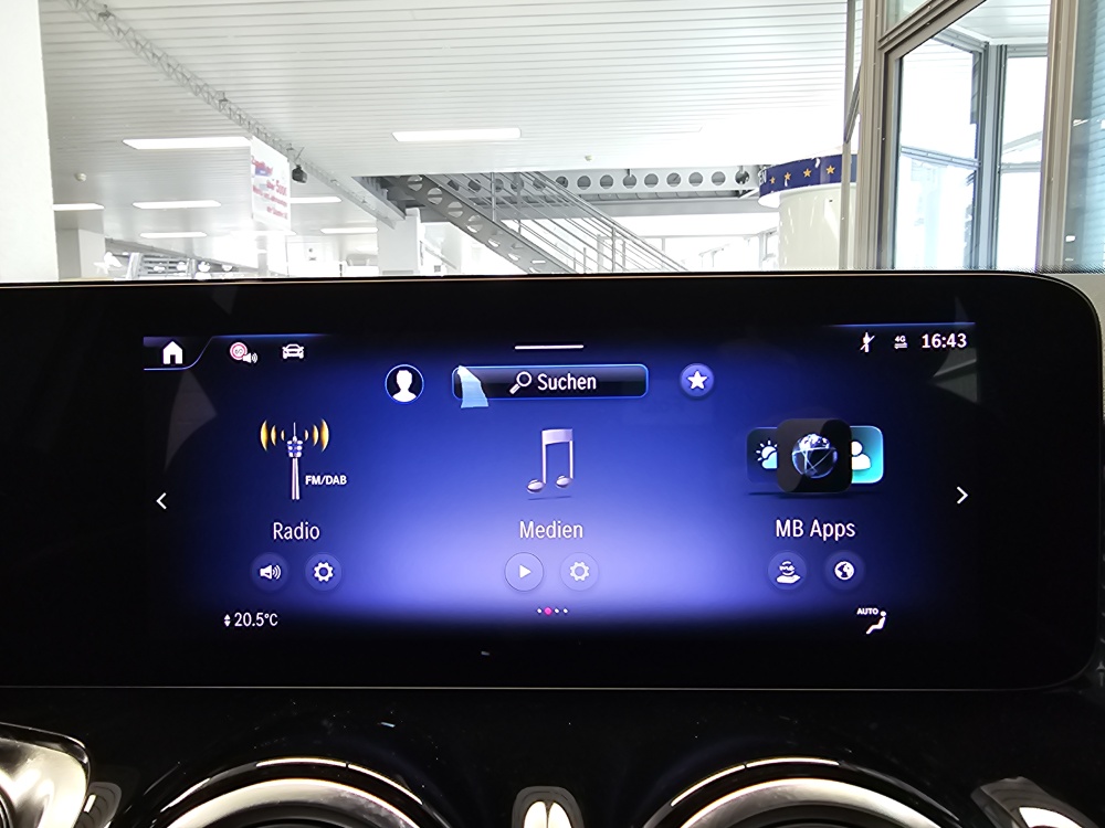 Mercedes-Benz EQB 250+ – Foto 13