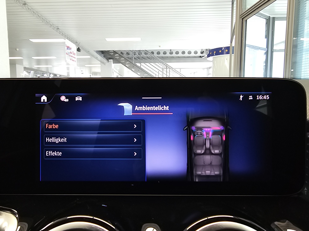 Mercedes-Benz EQB 250+ – Foto 18