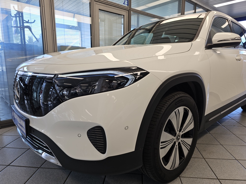 Mercedes-Benz EQB 250+ – Foto 34