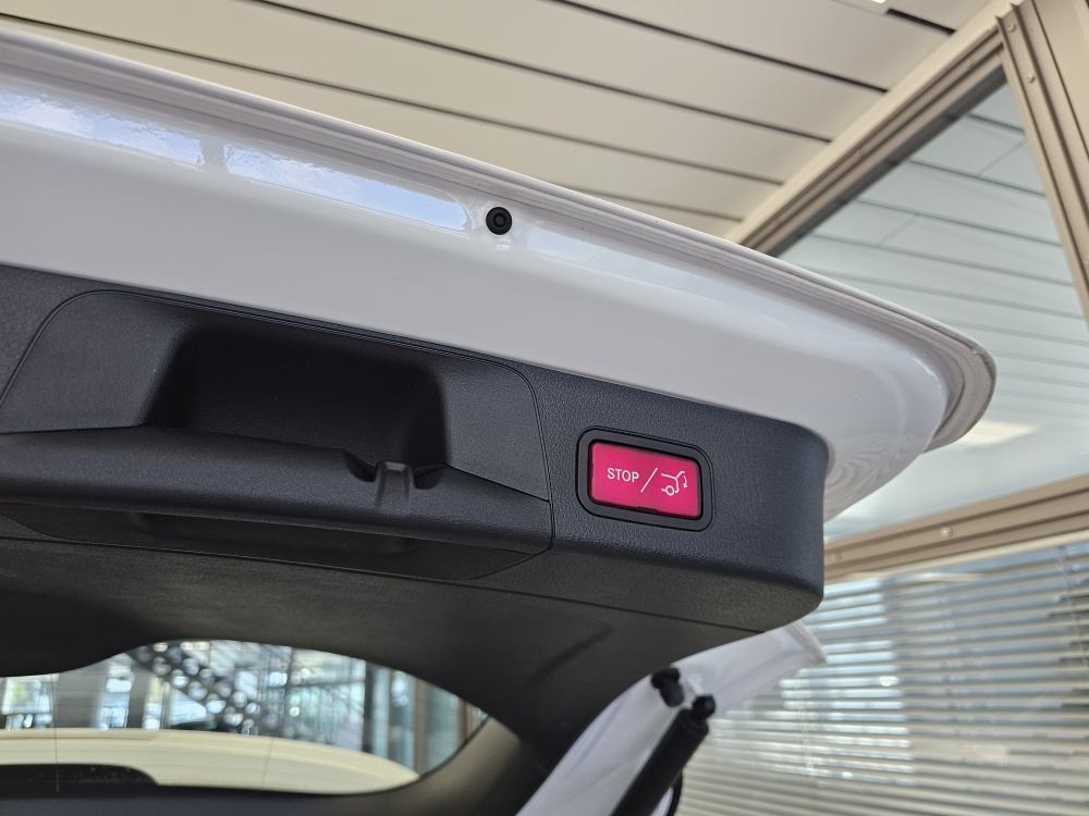 Mercedes-Benz EQB 250+ – Foto 4
