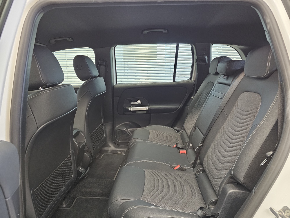 Mercedes-Benz EQB 250+ – Foto 6