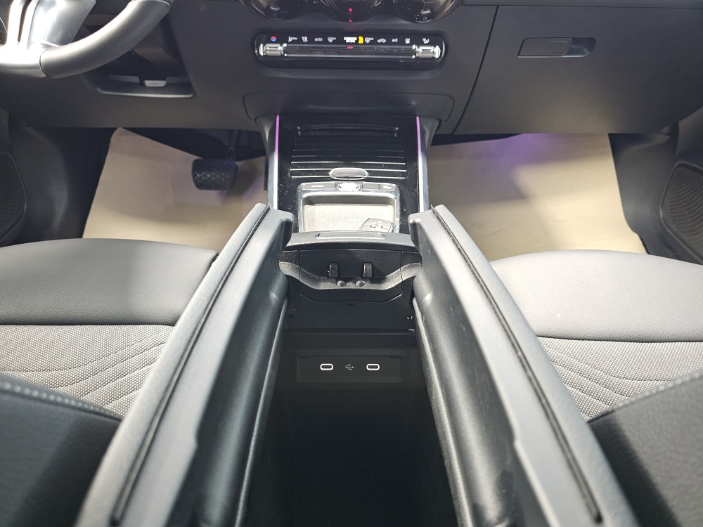Mercedes-Benz EQB 250+ – Foto 8