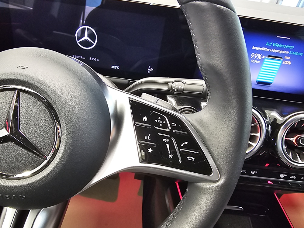 Mercedes-Benz EQA 250+ – Foto 23